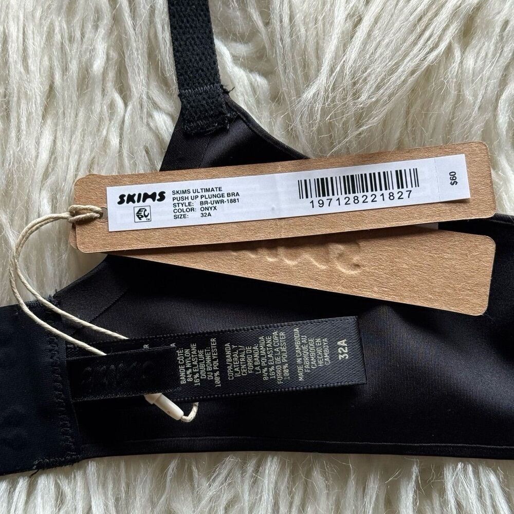 Skims Ultimate Push up Plunge Bra Onyx Size 32A - Picture 6 of 6
